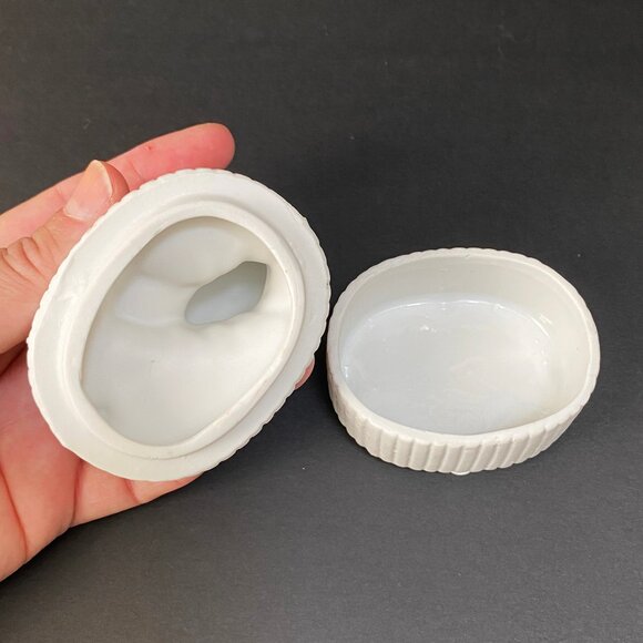 Vintage Japanese Trinket Dish with Pheasants - Porcelain - Flowers - Footed - Picture 4 of 8